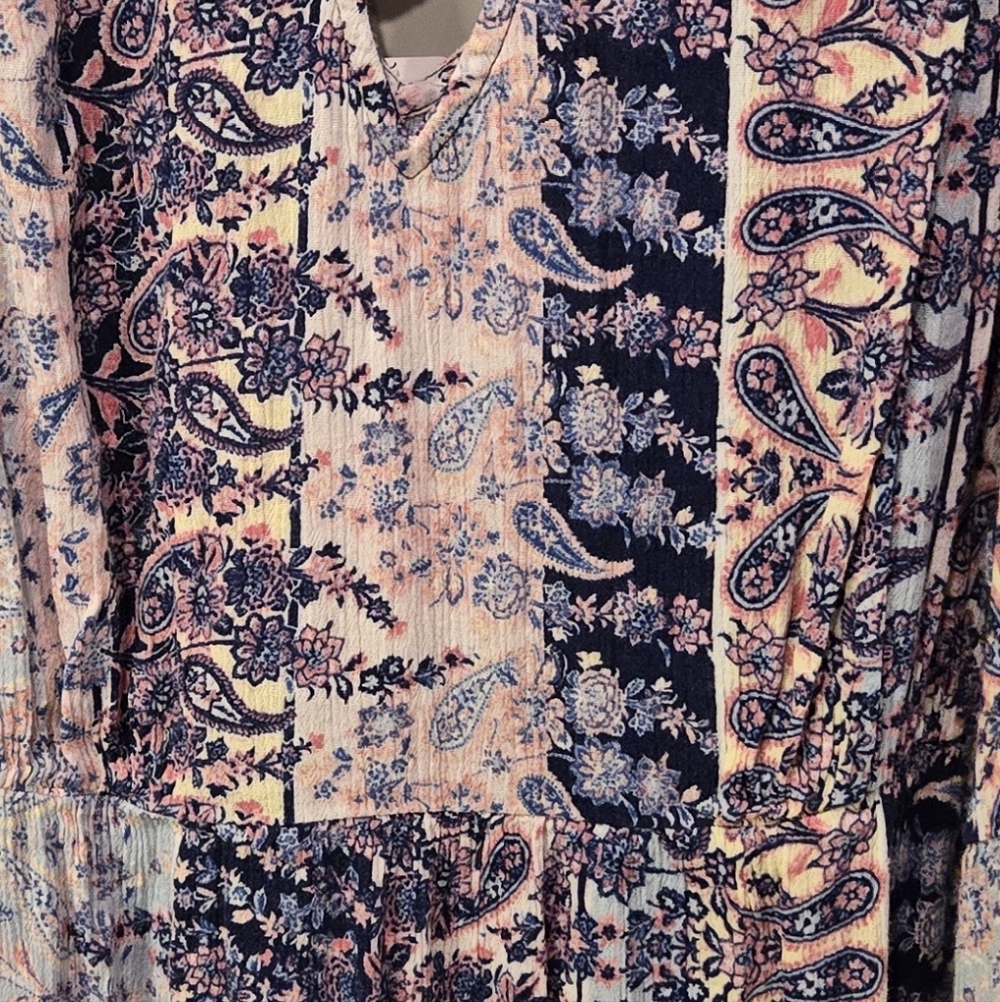 True Craft Backless Patchwork Short Sleeve Blouse… - image 2